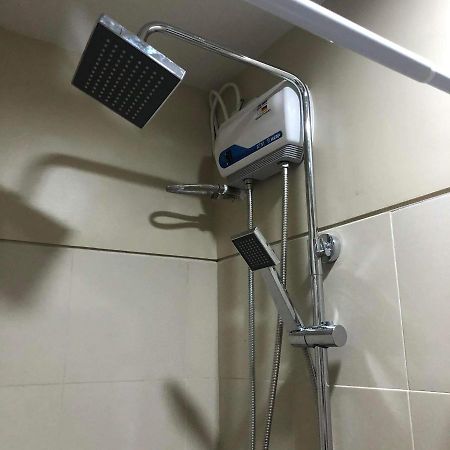 Condo Staycation Near Mall Of Asia マニラ市 エクステリア 写真